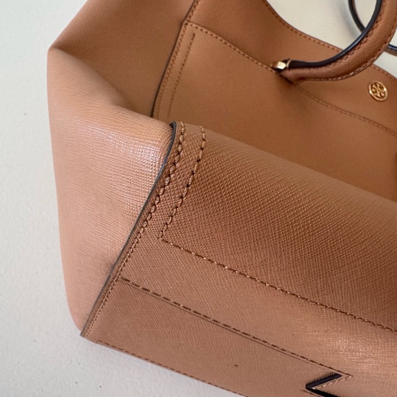 Tory Burch Tan Leather Tote Bag - Picture 4 of 10